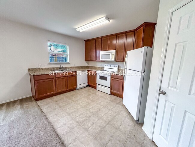 Foto del edificio - 604 Saddleway Dr