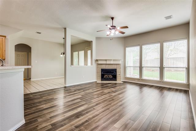 Building Photo - 1428 McClure Dr