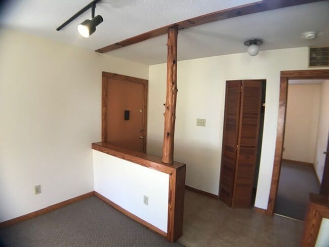 Foto del edificio - 106 Pleasant Dr