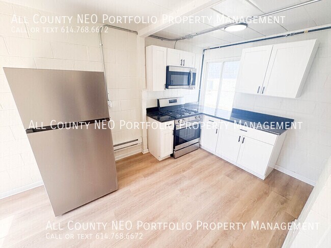 Foto del edificio - 1720 Harvard Ave