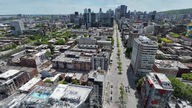 1050 Boul René-Lévesque E — photo 2