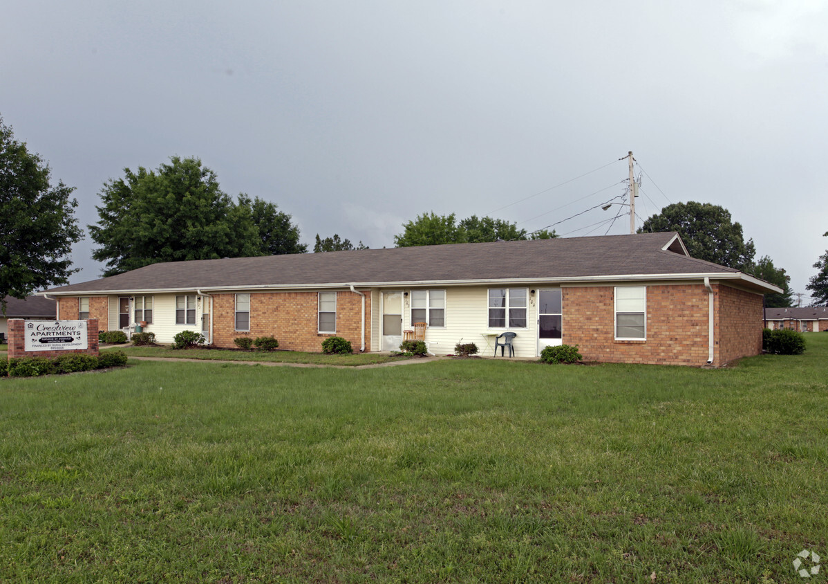 Primary Photo - Crestview Apartments