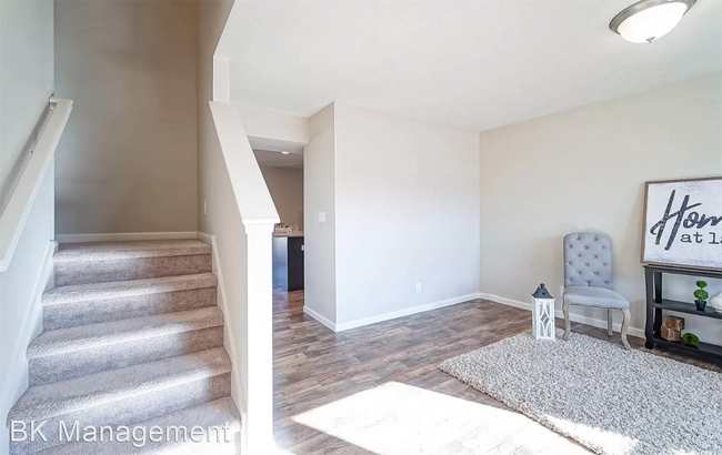 Building Photo - 4 br, 2.5 bath House - 3300 Maitland Drive