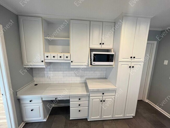 Foto del edificio - 4908 Timberhill Dr
