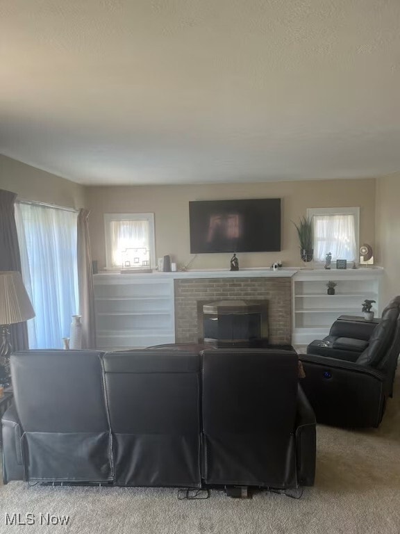 Building Photo - 369 E Tuscarawas Ave