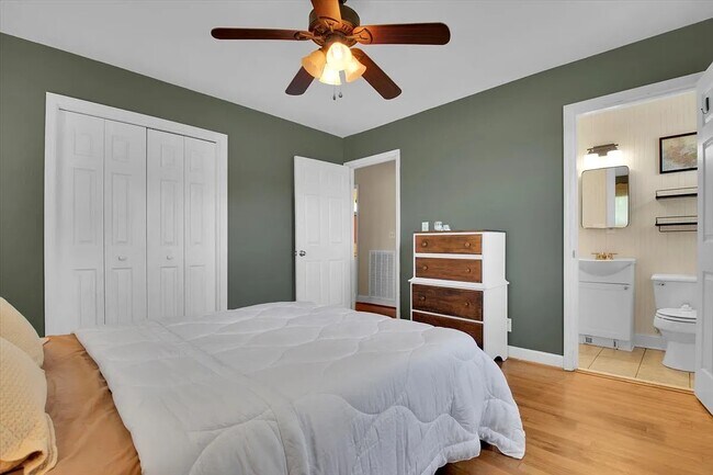 Foto del edificio - 120 Echo Ln