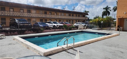 Building Photo - 295 NW 72nd Ave