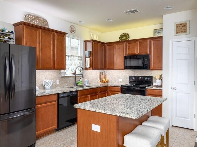 Foto del edificio - 650 Sierra Mar Loop