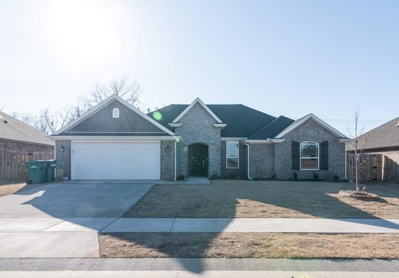 401 Holly St, Centerton, AR 72719 House for Rent in Centerton, AR