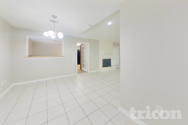 Building Photo - 7902 Battlepine Dr