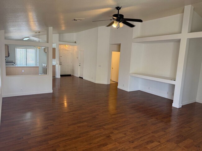 Foto del edificio - 9247 W Brown St