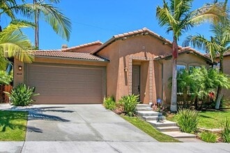 Building Photo - 4668 Meadow Dr