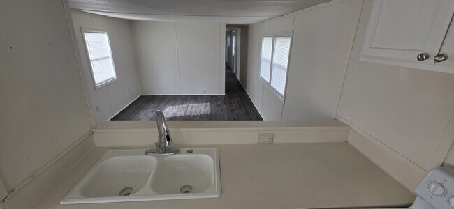 Building Photo - 8364 Cedar St