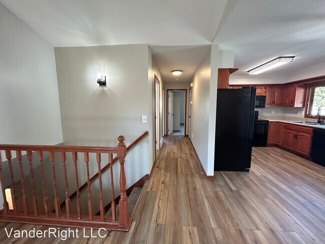 Building Photo - 3 br, 2 bath House - 1515 S Campbell Trl