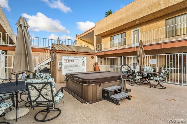 Foto del edificio - 454 Riverfront Dr