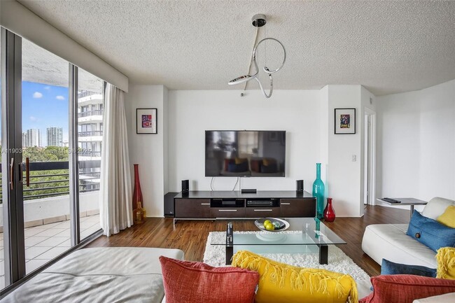 Building Photo - 3400 NE 192 St