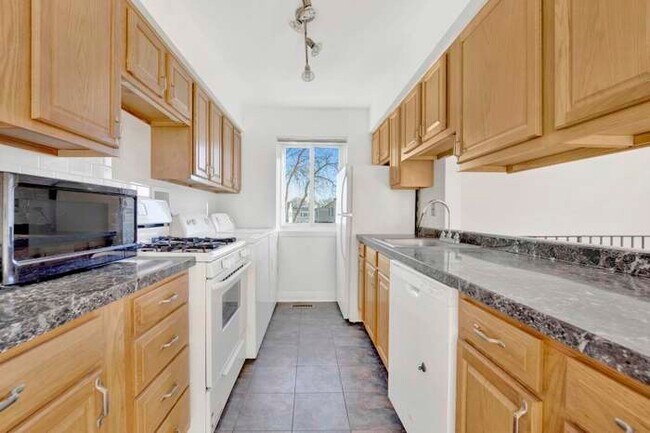 Foto del edificio - 1417 Cove Dr
