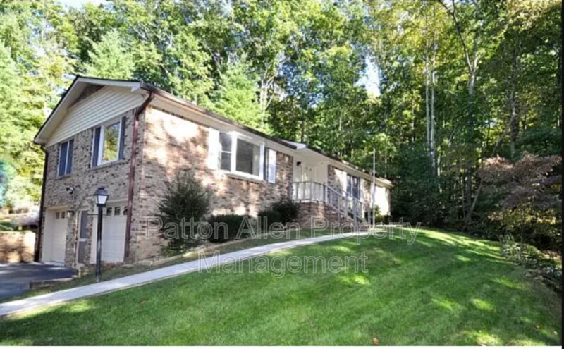 Primary Photo - 186 Haywood Knolls Dr