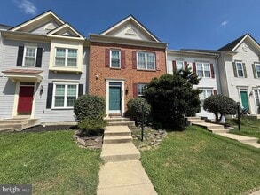 Building Photo - 8807 Howland Pl