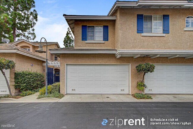 Building Photo - 3 br, 2.5 bath Townhome - 11261 Terra Vist...