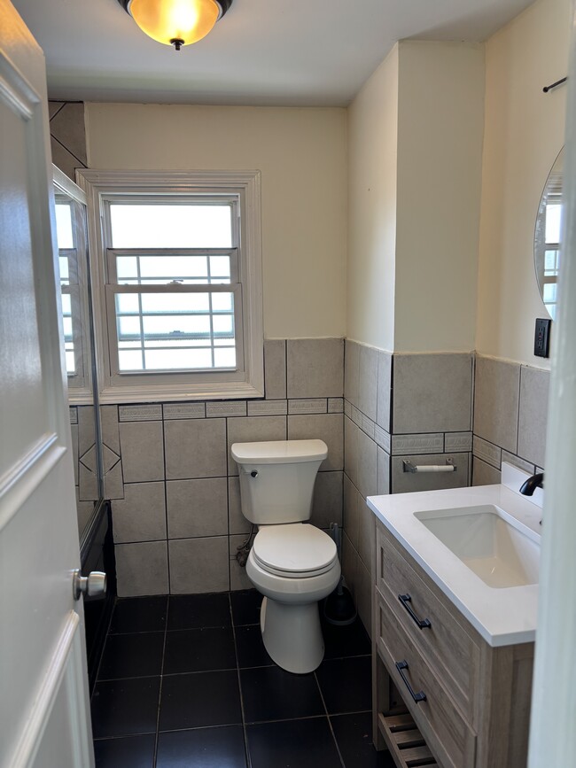 Building Photo - 5200 S Lorel Ave