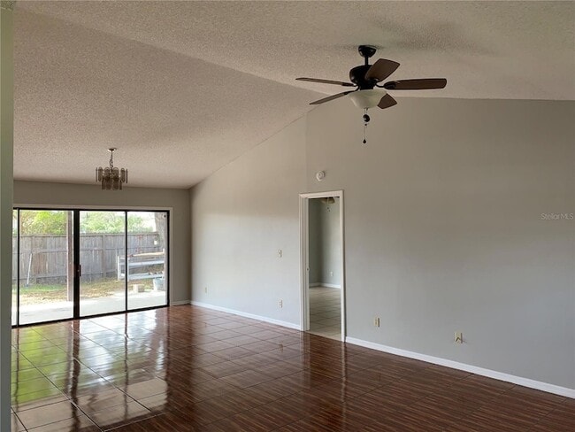 Foto del edificio - 801 San Jose Ct