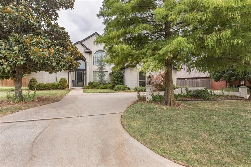 Foto principal - 916 Gleneagles Dr