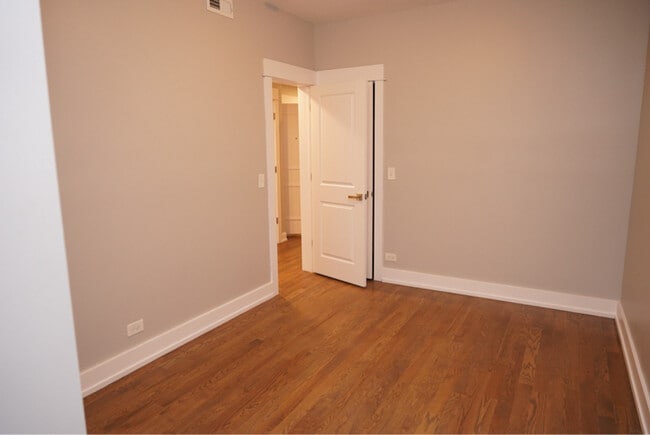 Building Photo - 4432 W Jackson Blvd