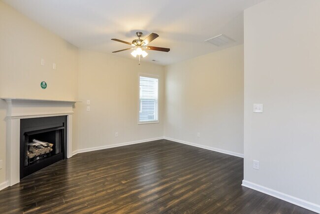Foto del edificio - 422 Crawford Pkwy