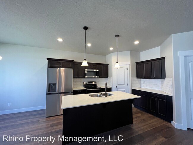 Building Photo - 4 br, 2.5 bath House - 3718 W Big Horn Dr