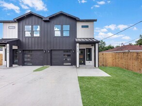 Building Photo - 1084 Junell St