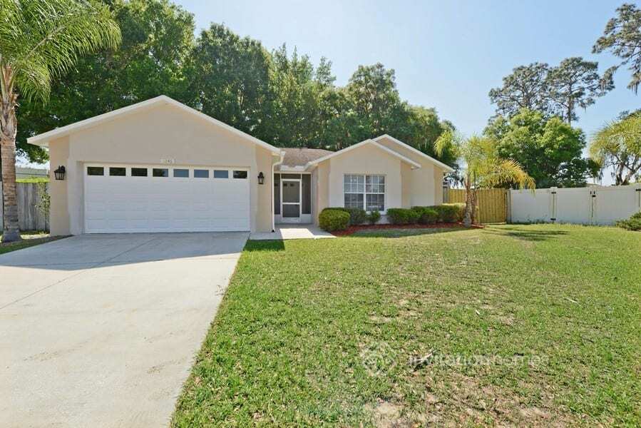 Primary Photo - 7246 Highland Loop