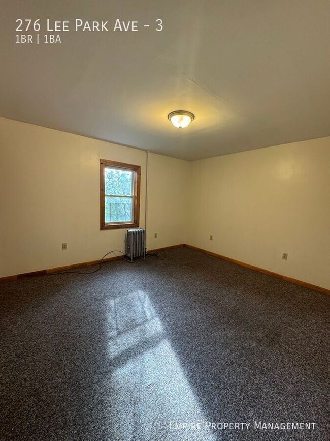 Building Photo - 276 Lee Park Ave