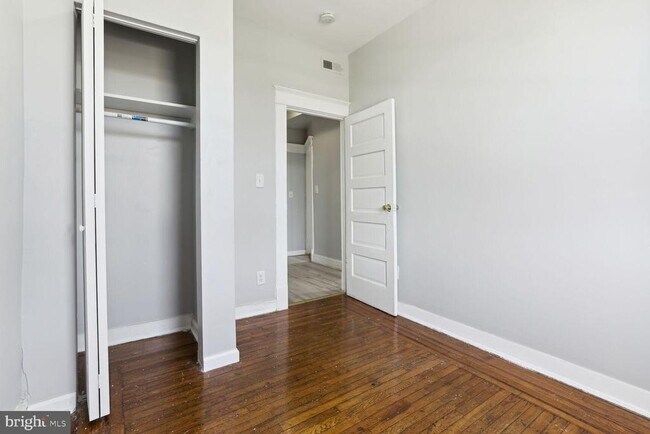 Building Photo - 4408 Towanda Ave