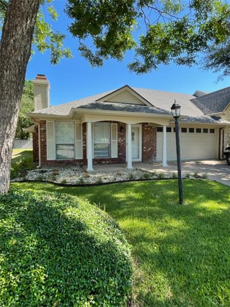 Foto del edificio - 213 Pecan Village Cir
