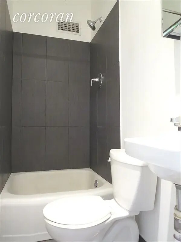 Foto del edificio - 89 Ryerson St