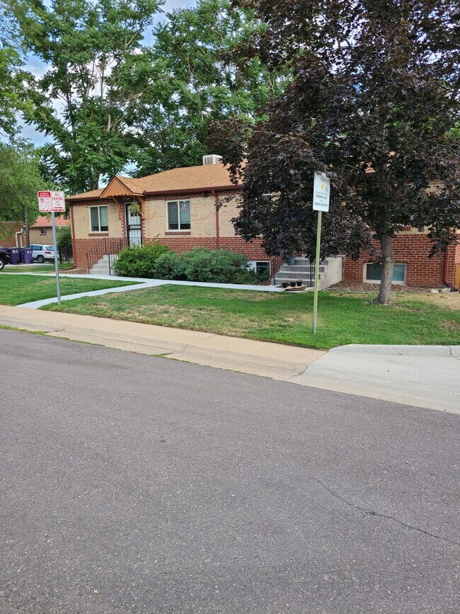 Foto del edificio - 2490 Winona Ct