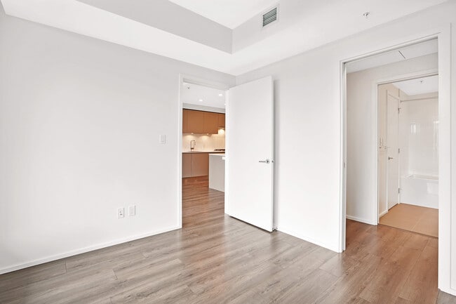 Building Photo - 3809 Evergreen Pl