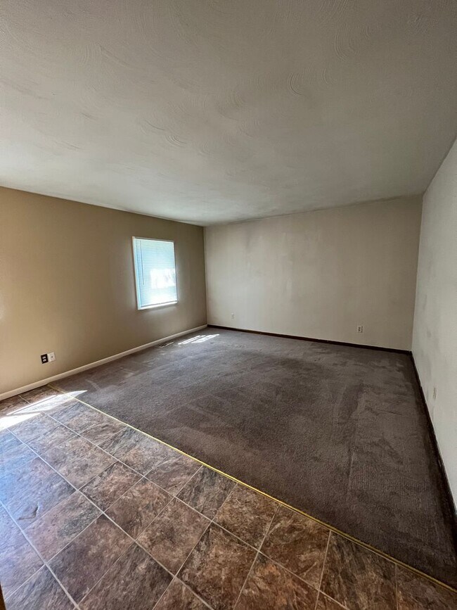 Foto del edificio - Nicholas538