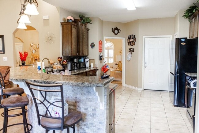 Building Photo - 415 Starling Creek Loop