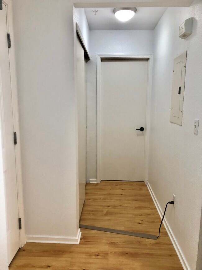 Hallway - 8200 Oceanview Ter