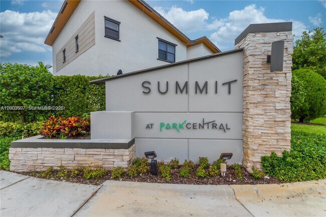 Foto del edificio - 10500 NW 78th Terrace