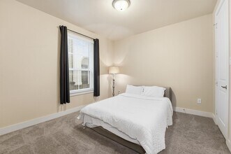 Building Photo - 2714 Freund St