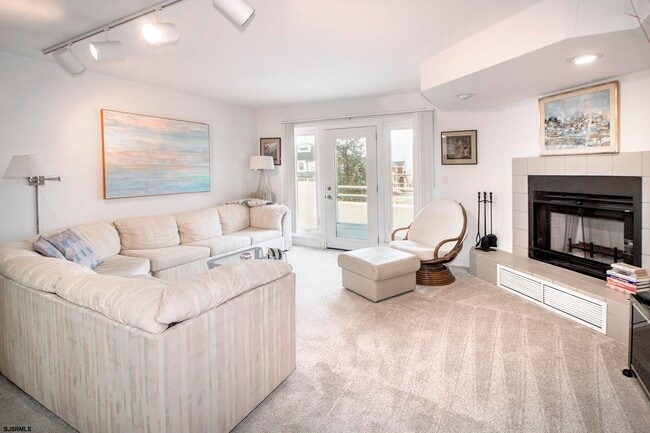 Foto del edificio - 7701 Atlantic Ave