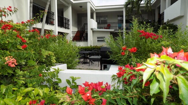 Foto del edificio - 202 Lucerne Ave