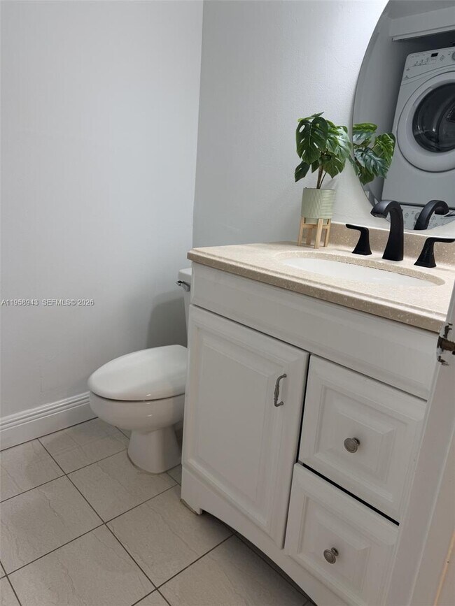 Foto del edificio - 4881 NW 97th Pl