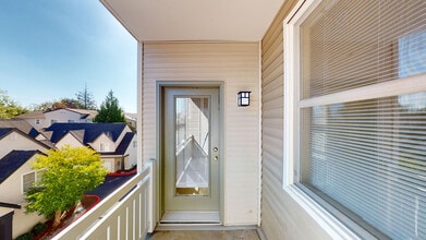 Interior Photo - Hearthstone at Merrill Creek