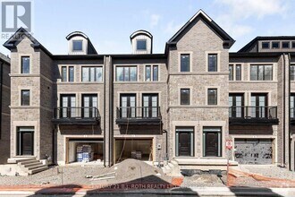 Building Photo - 260-260 Eagle St