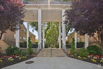 Building Photo - 725 Joralemon St
