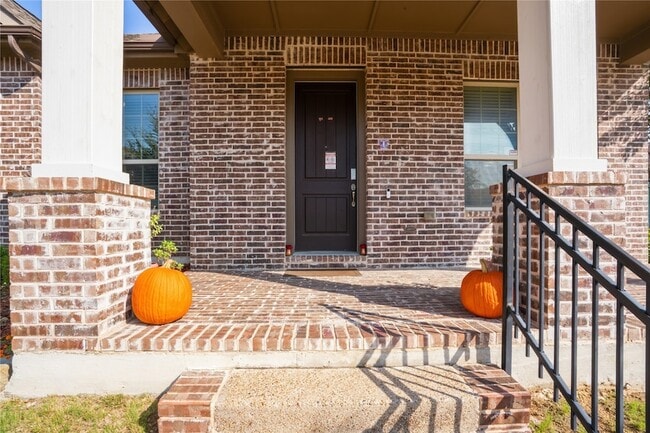 Foto del edificio - 4301 Meadow Hawk Dr